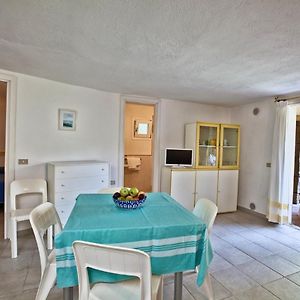 Isa-Residence With Swimming-Pool In Porto Rotondo At Only 500 M From The Beach